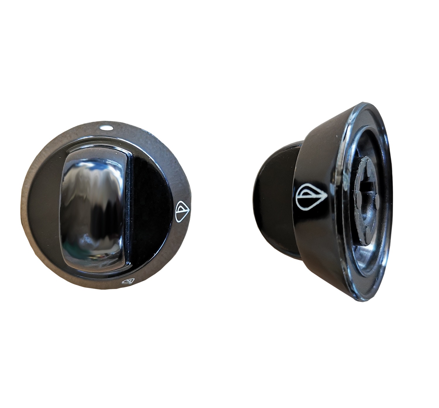 Manopola nera Ariston Indesit diametro esterno 34 mm, perno diametro 7 mm e mozzo raso
